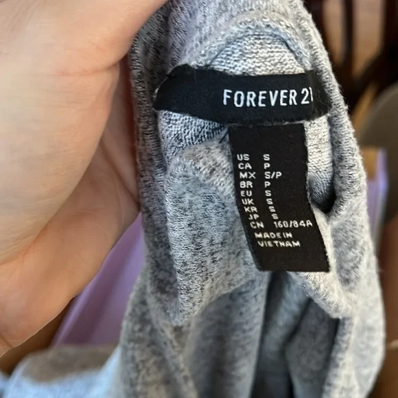 Top - Picture 3 of 3